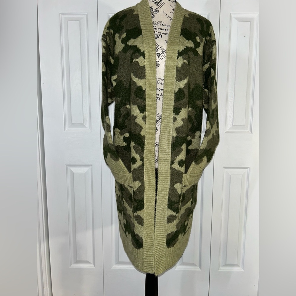 NWOT Camouflage Cardigan